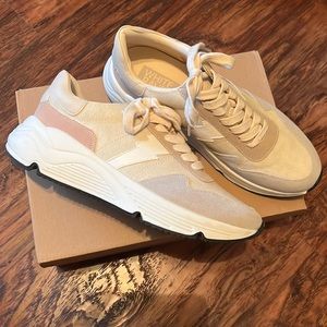 White Raven Pamela Sneaker